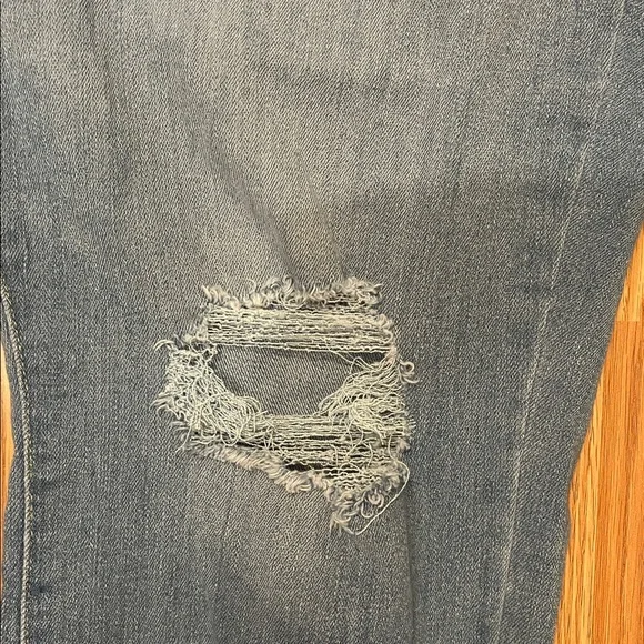 SIGNATURE LEVIS STRAUSS High Rise Skinny Distressed Jeans size 26w - Picture 4 of 16
